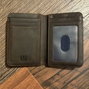 Walleteras Men's Brown Leather Wallet